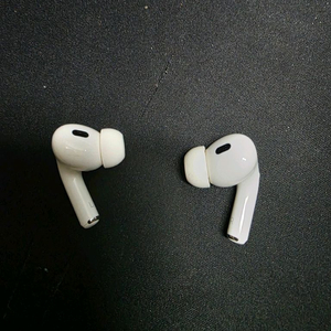 에어팟 프로 2 이어버드 이미지