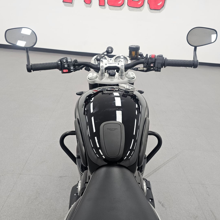 2022년식 트라이엄프 스피드 트윈 1200 3,200km 판매합니다. 이미지