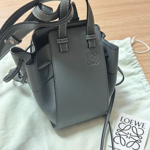 로에베 해먹백 미니 그레이