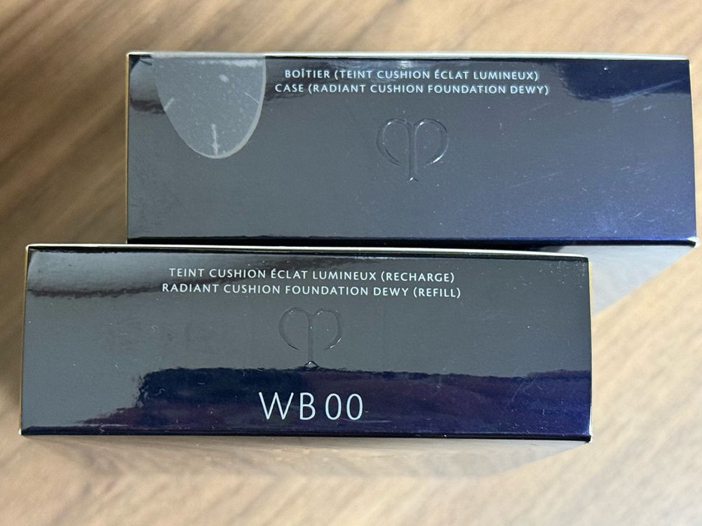 끌레드뽀 보떼 쿠션 박스째 새것 (+라메르 쿠션)--1