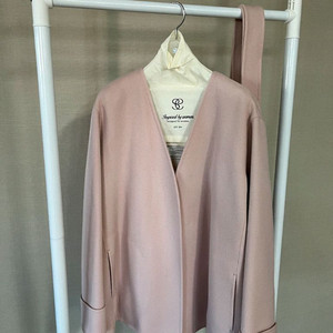 시에 24fw 세르 하프벨티드 코트(파우더핑크/미착용 새상품) 이미지