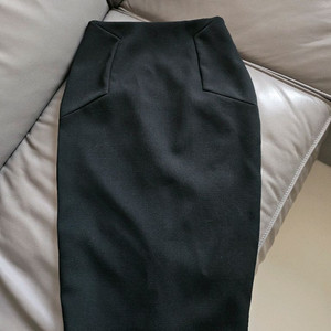 정품 빅토리아베컴 H라인 스커트 치마 38사이즈