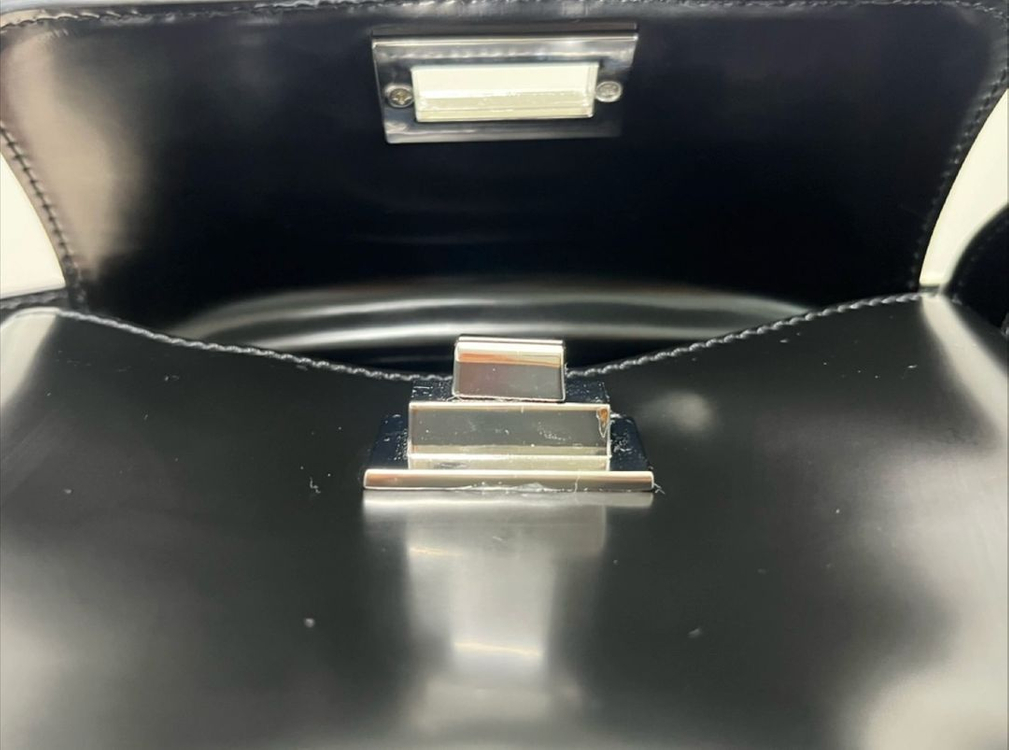 바이파 빌리 숄더백 이미지