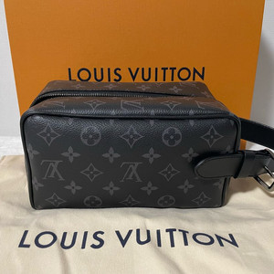 25년) 루이비통 이클립스 돕키트 클러치백 m83113 이미지