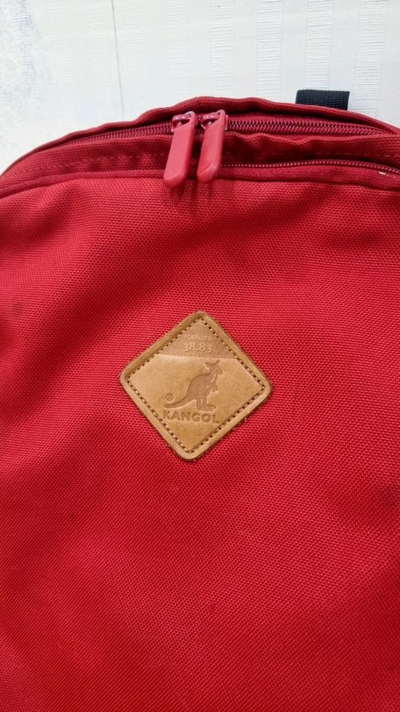 kangol 38.83 캉골 백빽 팝니다. 이미지