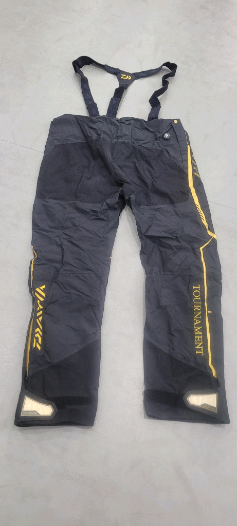 다이와 토너먼트 고어텍스 낚시 바지 이미지