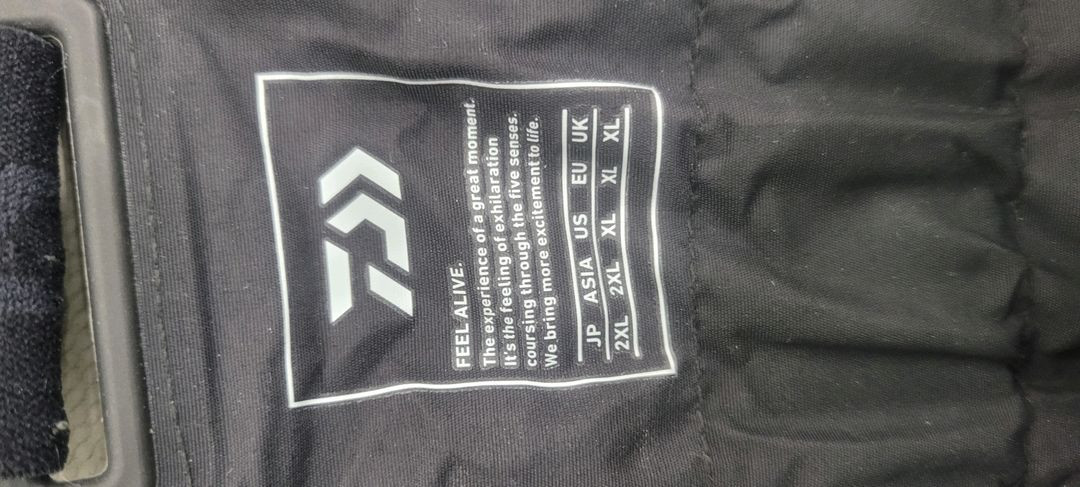 다이와 토너먼트 고어텍스 낚시 바지 이미지