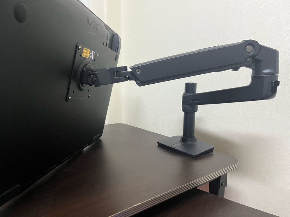 와콤 신티크 DTK-2260(22인치 액정타블렛)+어고트론 모니터암 LX 블랙 세트--3