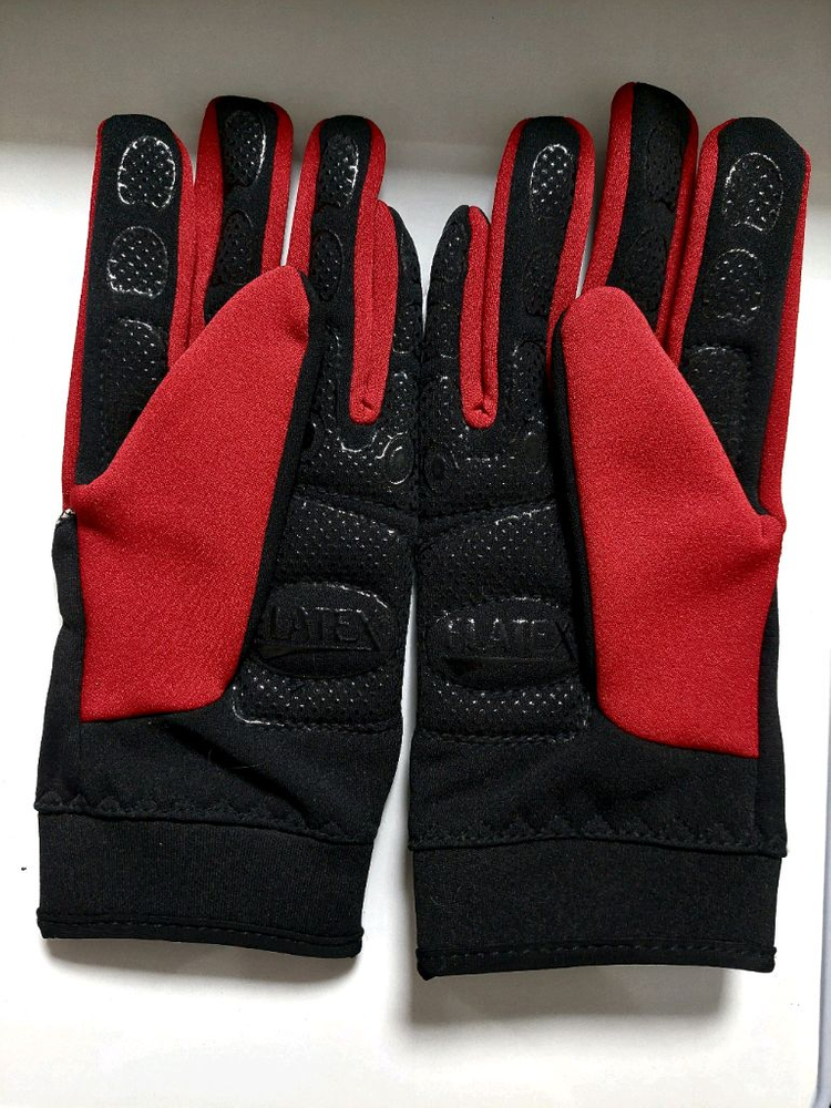 엘라텍스 미끄럼방지 미사용새거 등산장갑 자전거장갑 이미지