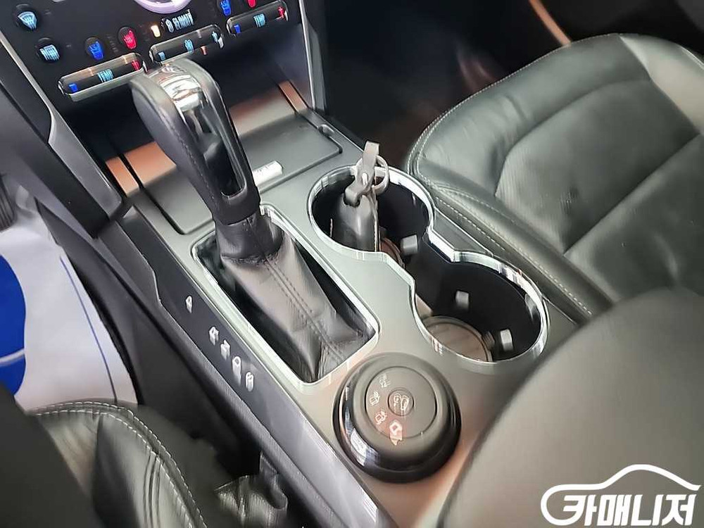 [포드]익스플로러 2.3 에코부스트 리미티드 4WD #2026년특가--7