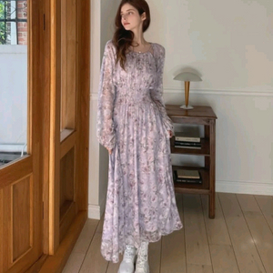 팩더널드 치히로 드레스