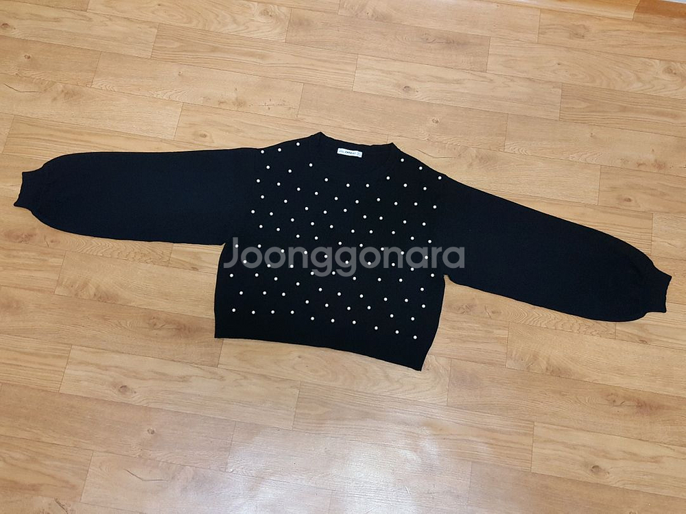 진주장식 오버핏 벌룬소매 크롭 니트 스웨터 L(55/66/77) 상태우수--4