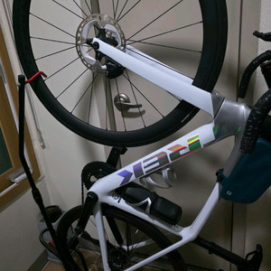 트렉 SL6 에몬다 di2 울테그라 로드자전거 이미지