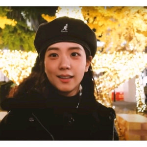 캉골 모자 새상품 반값이하 블랙핑크 지수 퍼플 울 베레모