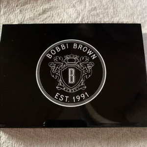 단종 바비브라운 6구 섀도우 공용기 팔레트 이미지