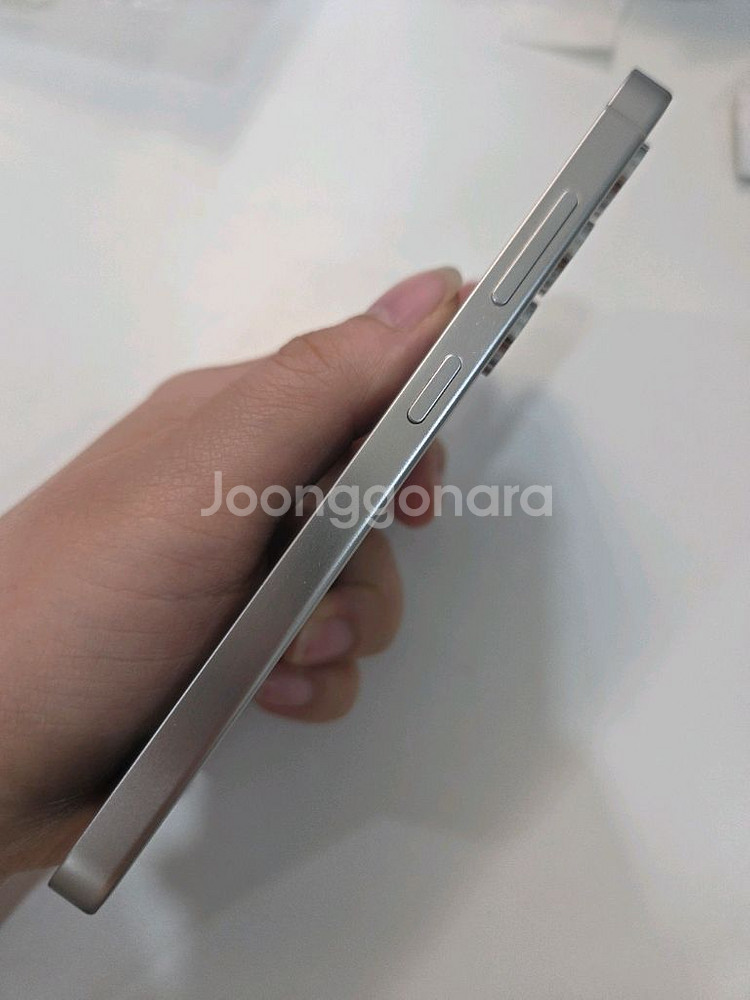 갤럭시 S24 256g 실버 특S급 서울s24 부산s24 강원s24 인천s24 대구s24 중고폰--3