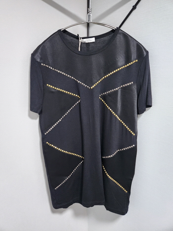 VERSACE COLLECTION across STUD TEE--0