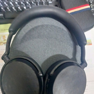 젠하이저 엑센텀 싸게팝니다.