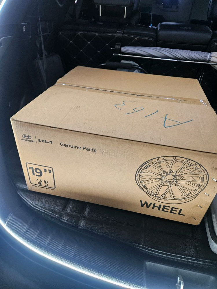 스포티지 더볼트 19인치 순정휠 신품 이미지