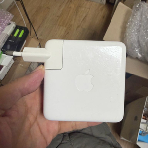 애플 96W USB-C 전원 어댑터 A2166