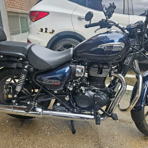 로얄앤필드 메테오 350 판매 이미지