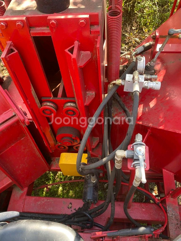 [신품급] 유림 나무 목재.톱밥 .파쇄기.200마력.a급입니다신품급입니다--5