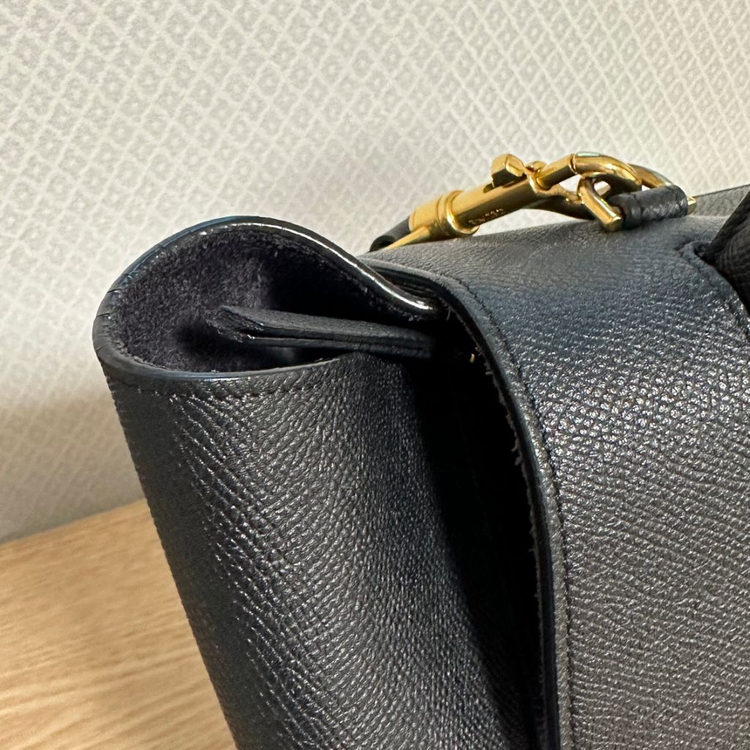 셀린느 벨트백 블랙 미니 팝니다--4