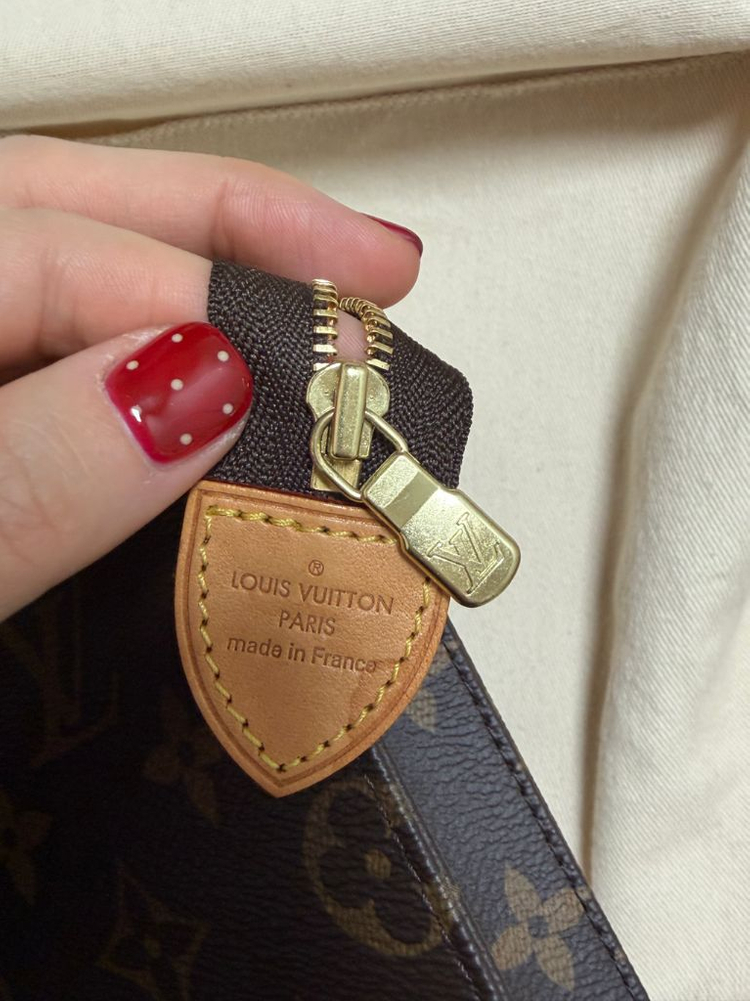 루이비통 모노그램 포쉐트 토일렛 26--1