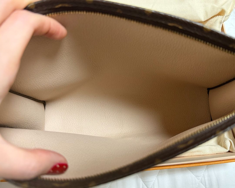 루이비통 모노그램 포쉐트 토일렛 26--5