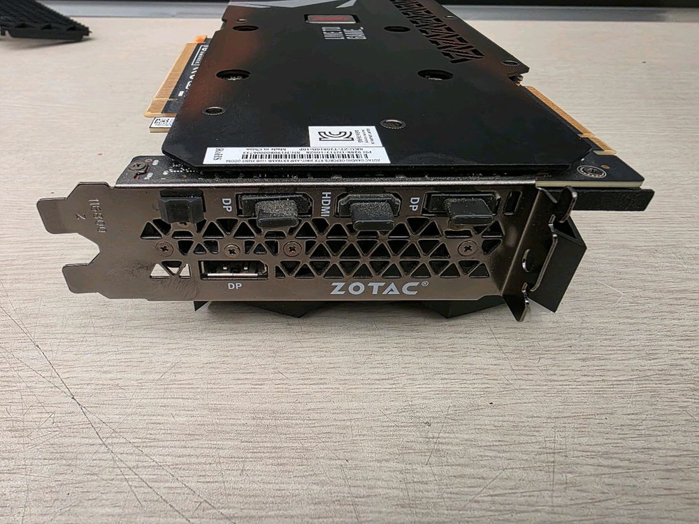 ZOTAC RTX 2080 Ti AMP Extreme--1