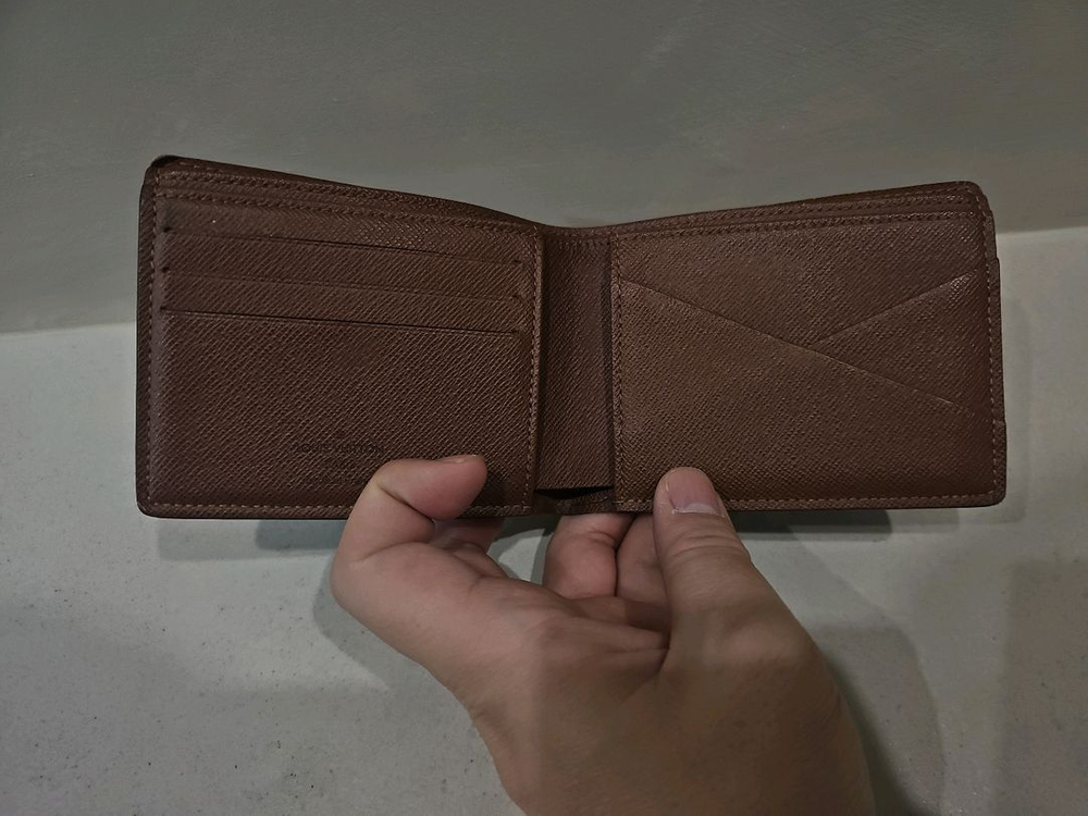 루이비통 정품 모노그램 이클립스 반지갑 팝니다 이미지