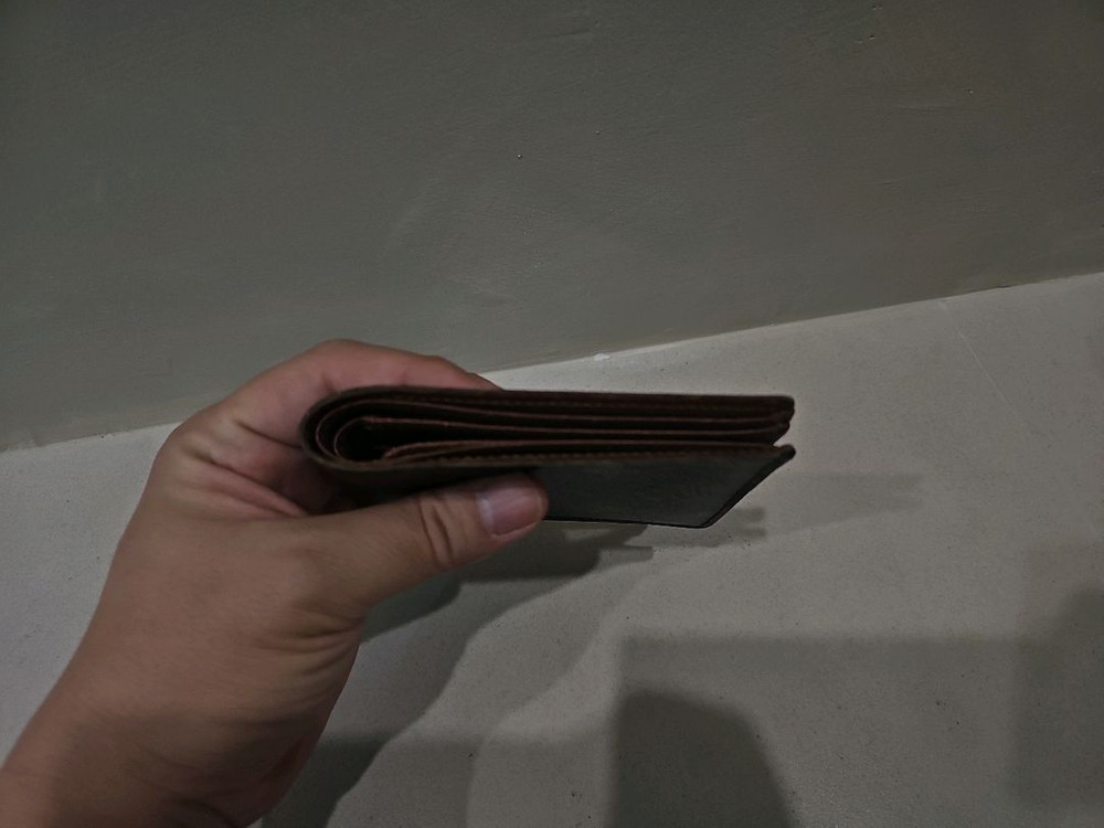 루이비통 정품 모노그램 이클립스 반지갑 팝니다 이미지