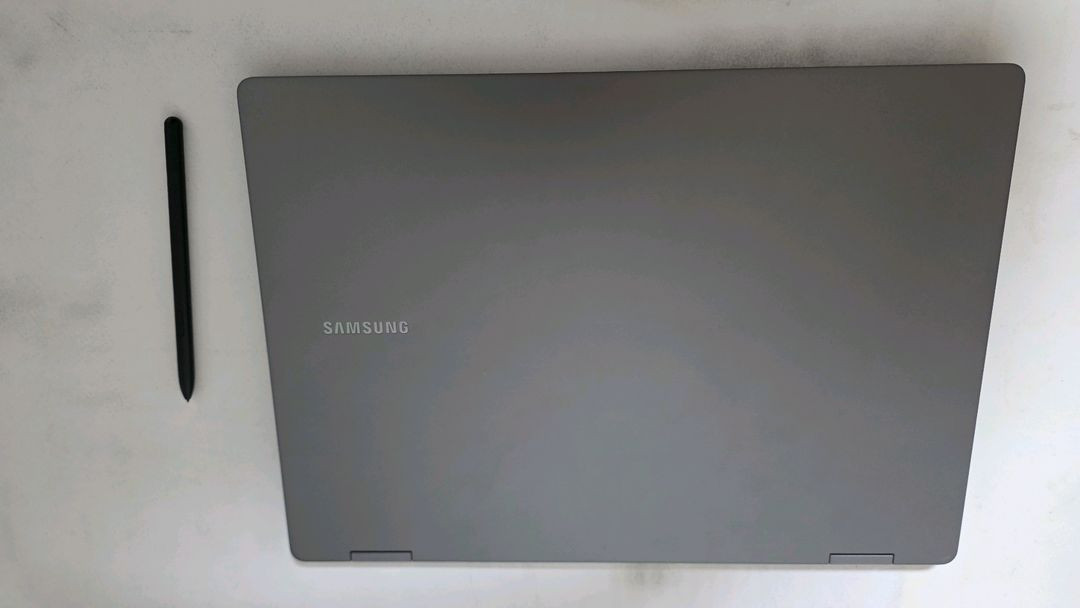 갤럭시북5프로360 16인치 32gb 1tb U7 윈도우11포함--4