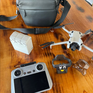 DJI Mini 4 Pro 플라이 모어 콤보 플러스 천안