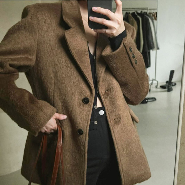 위드니노(WITH NINO) 클래시 울자켓 프리사이즈 새상품--2