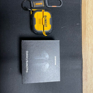 갤럭시 버즈3프로 이미지