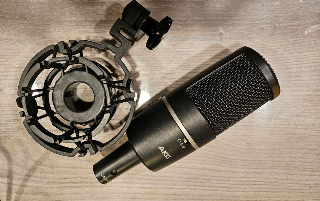 신품급> 콘덴서마이크 세트 AKG C4000 전용스텐드 팝필터 이미지