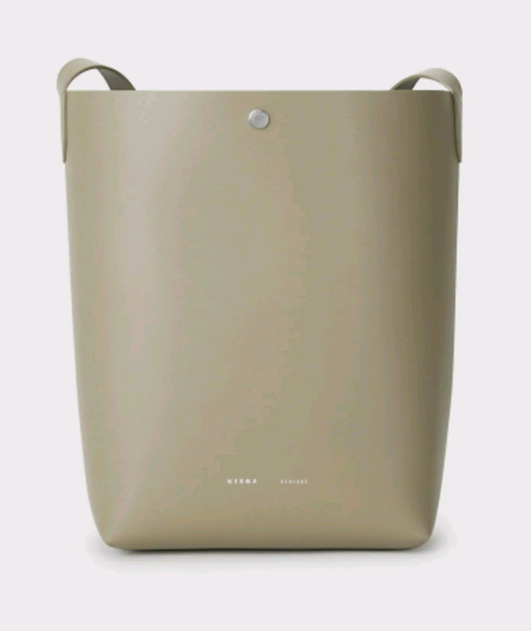 헤르마 라지 카비스 숄더백(2026구매미사용새상품)--2