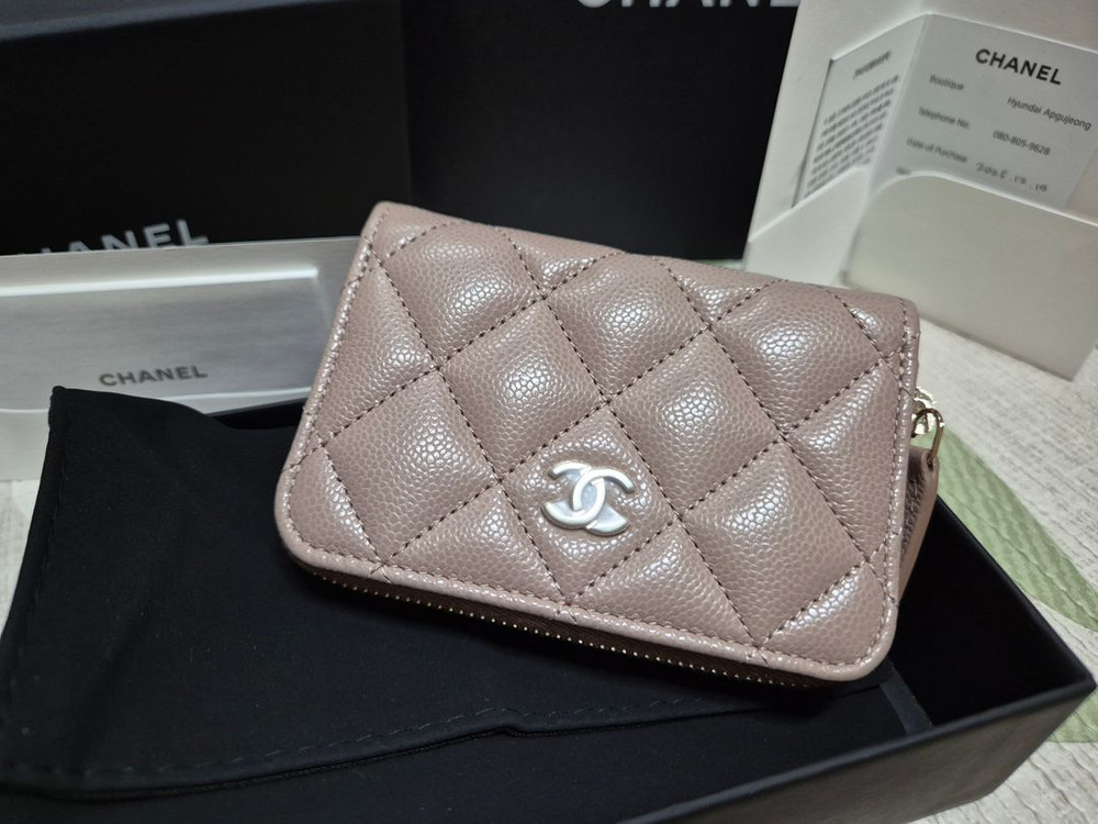 샤넬 클래식 카드지갑 지퍼돌이 연핑크 이미지