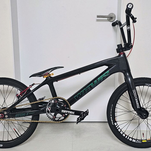 위아위스 레이싱 BMX 이미지