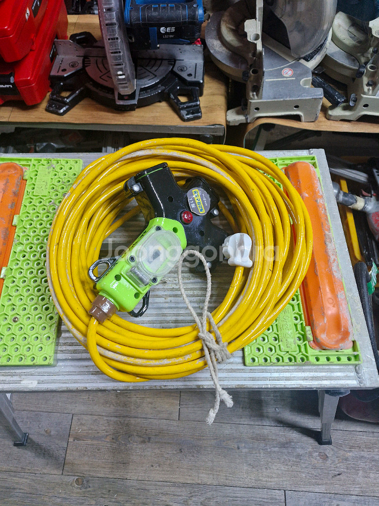 전기선 작업선 리드선 방우형차단기 30M 3P 2.5SQ 공도구검사완료--1