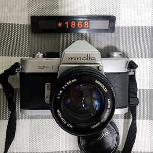 미놀타 SR-1 필름카메라 1.4 단렌즈 장착 이미지