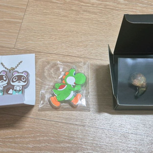 동숲 닌텐도 러버스트랩 (콩돌밤돌, 요시) 이미지