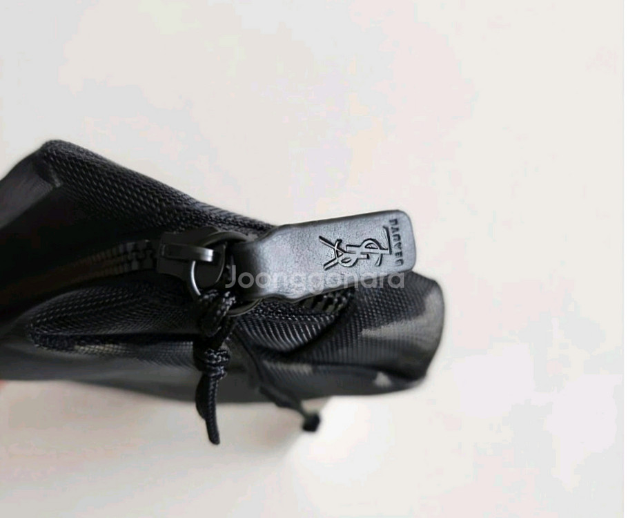 입생로랑 뷰티 정품 메쉬 파우치 + 입생로랑 립참 새상품--3