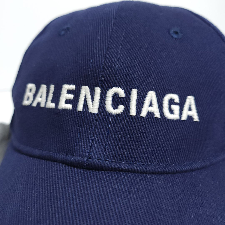 [L] 발렌시아가 네이비 자수 로고 볼캡 모자--3