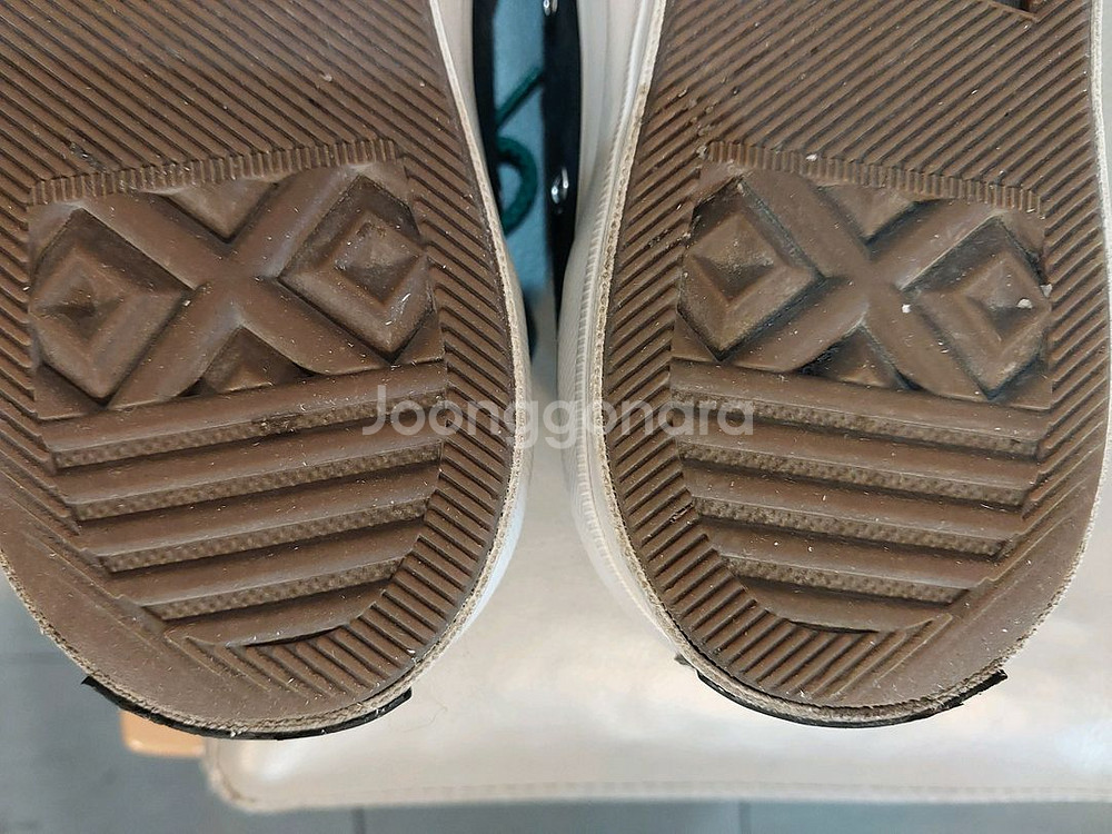 컨버스 척 70 디지털 터레인 스웨이드 블랙 260사이즈--5