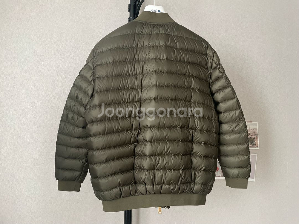 (정품)몽클레어(Moncler)야상봄버 패딩 고프레(Gaufre) 카키컬러 사이즈3--5