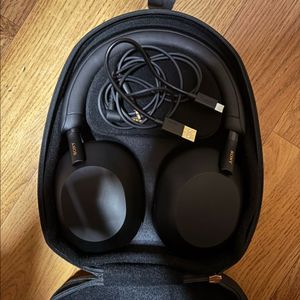 소니 WH-1000xm5 헤드셋 블랙 이미지