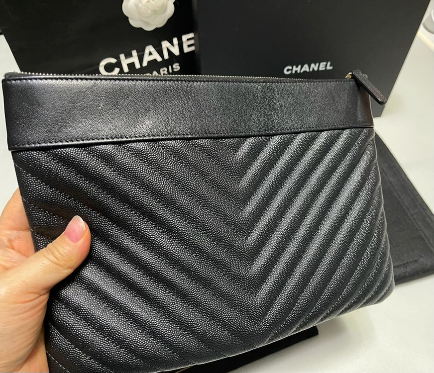 샤넬 캐비어 뉴미듐 클러치 가방(최종가)--2
