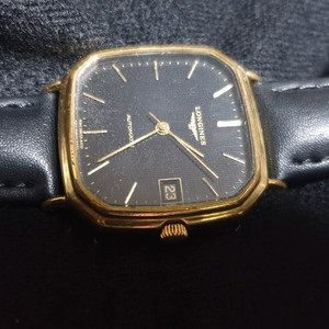 론진 사각 오토매틱 납작 오토매틱 시계입니다 1970년대